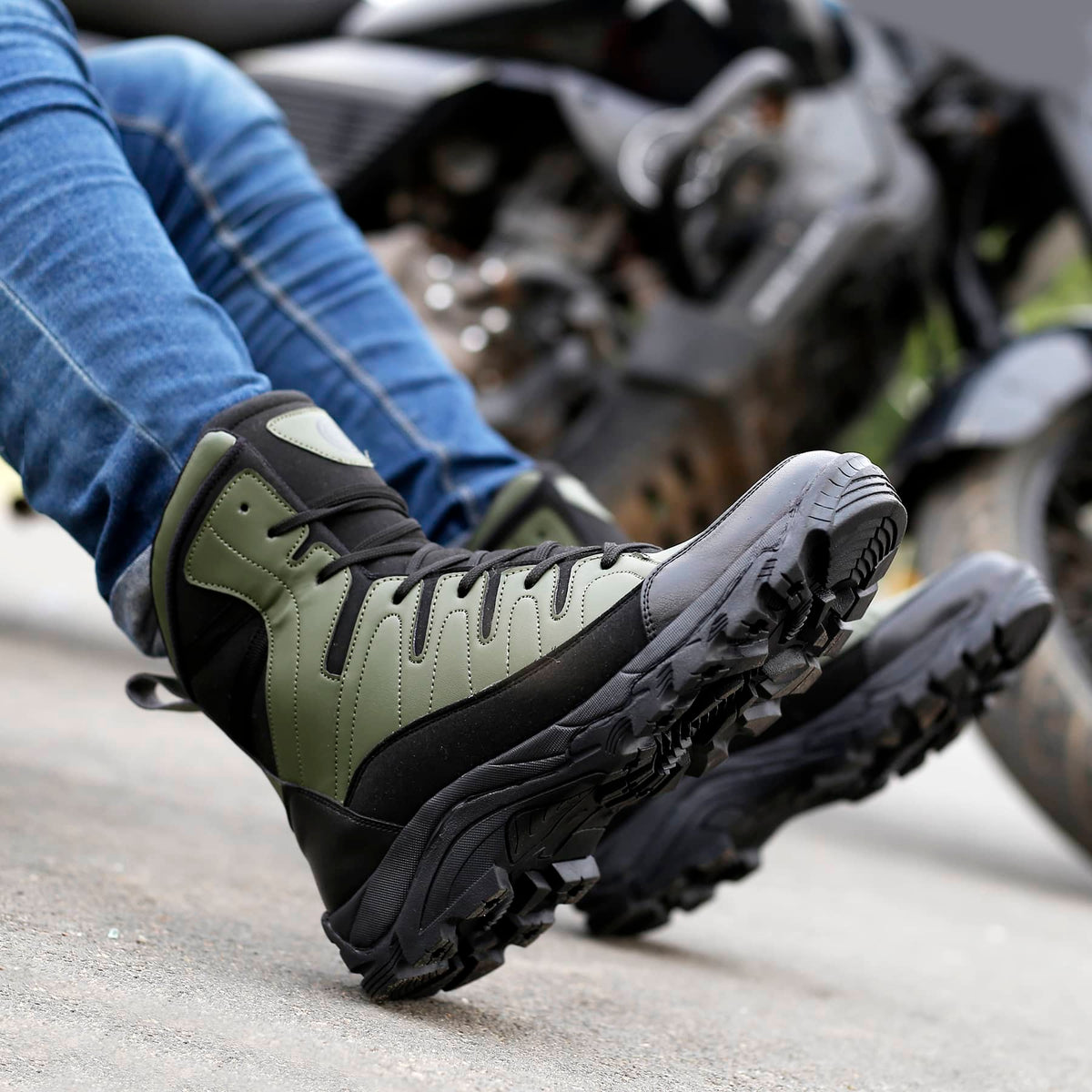 Snow boots, high top boots, best snow boots, snow boots for men